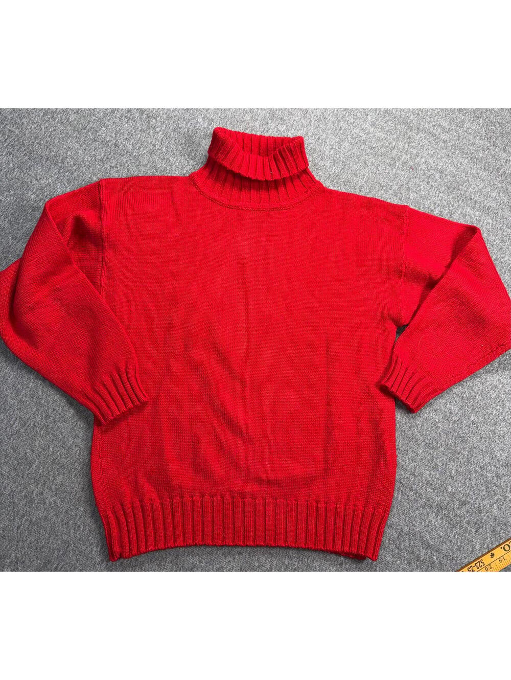 VTG diane von furstenberg Turtleneck Sweater Red Wool Blend Women’s Size Small